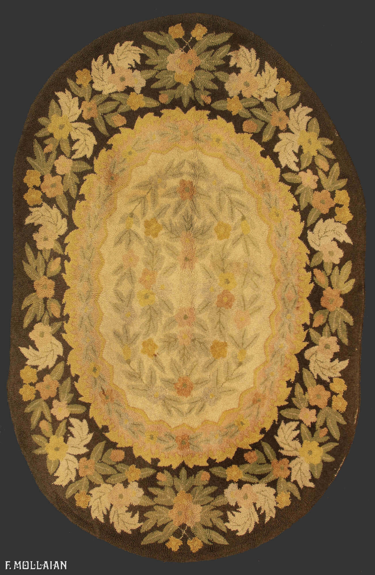 Antique American Hook Rug n°:74350309